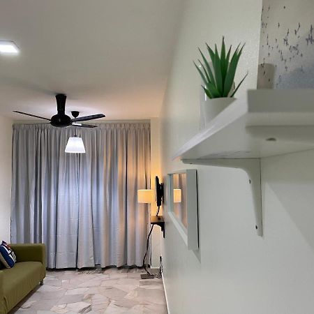 2 Bedroom Port Dickson Seaview Buitenkant foto