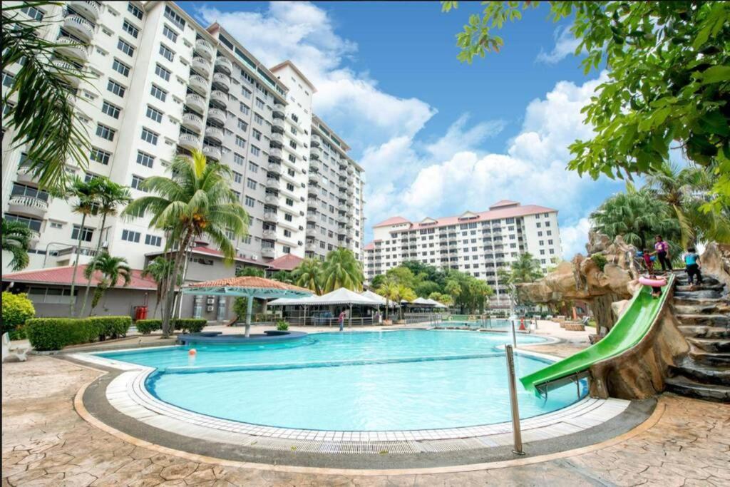 2 Bedroom Port Dickson Seaview Buitenkant foto