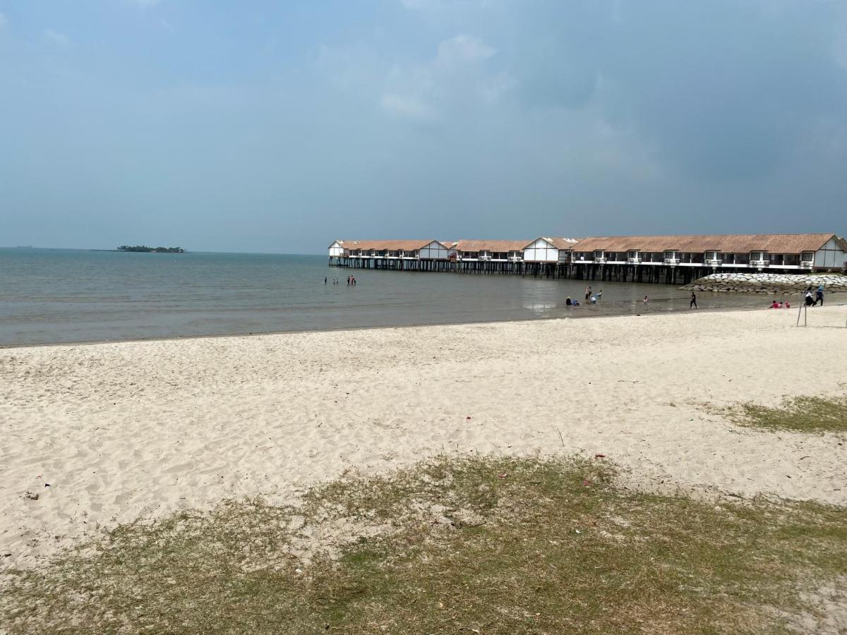 2 Bedroom Port Dickson Seaview Buitenkant foto
