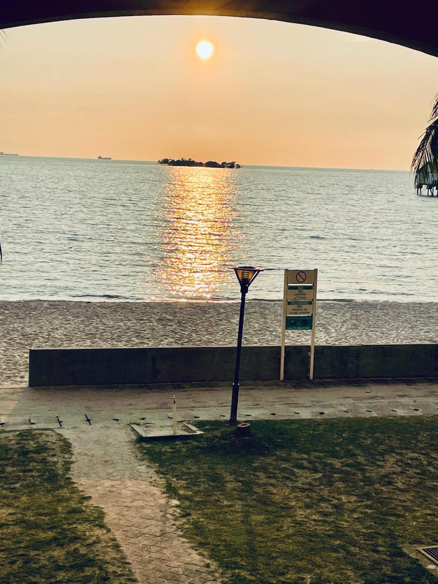 2 Bedroom Port Dickson Seaview Buitenkant foto